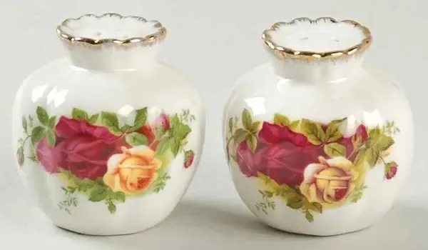 OLD COUNTRY ROSES SALT &amp; PEPPER INDIVIDUAL 2"