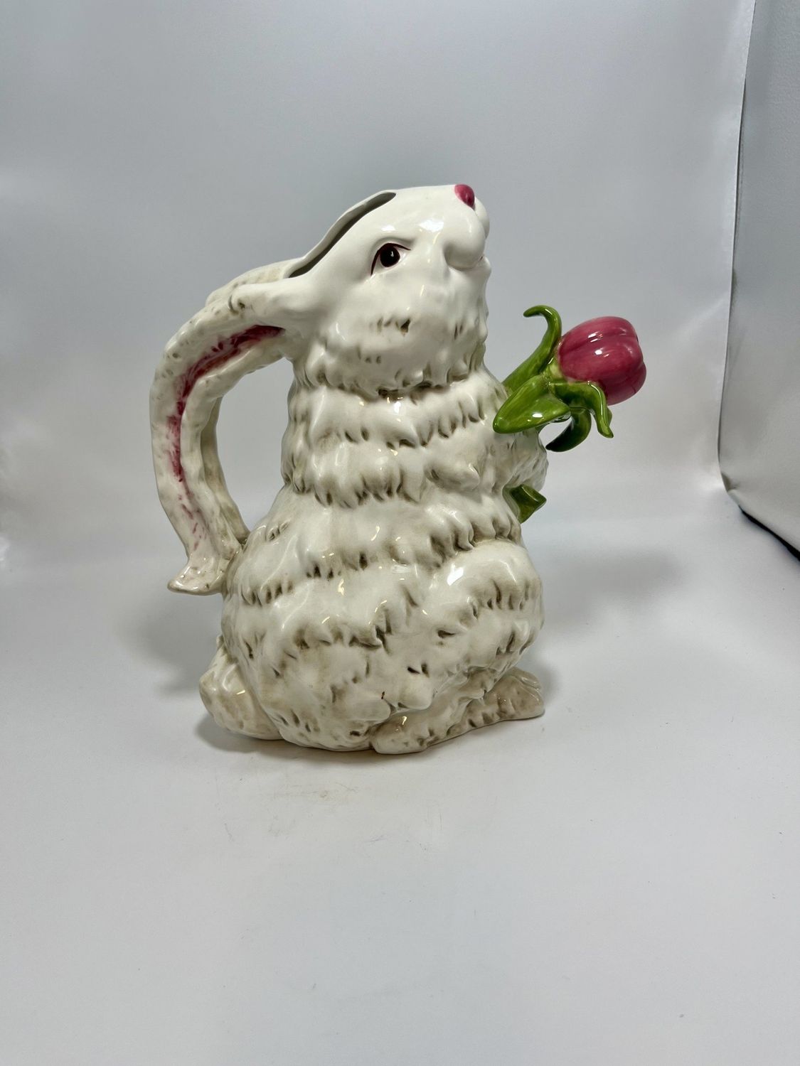 BUNNY TEAPOT WITH ROSE