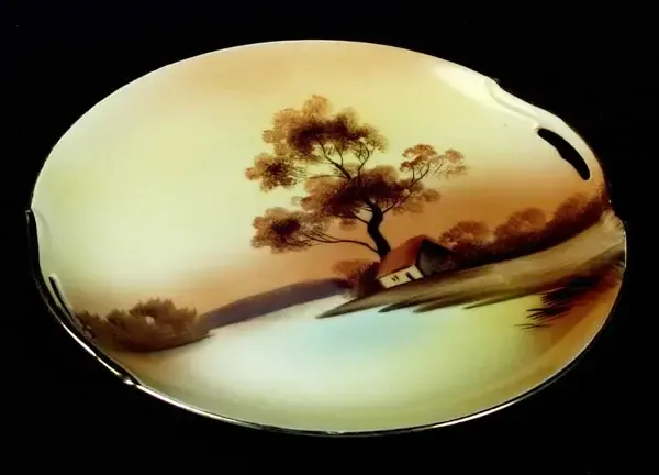 TREE IN THE MEADOW CAKE PLATE HANDLED