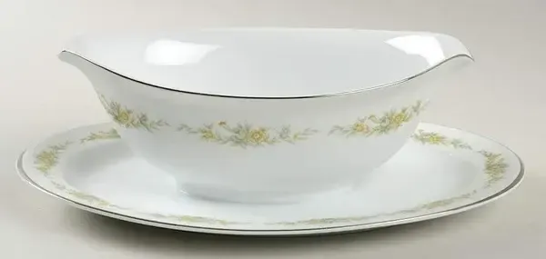 WESTCHESTER GRAVY BOAT WITH ATTACHED UNDERPLATE