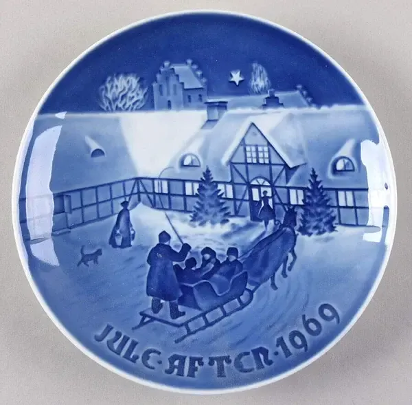 ANNUAL CHRITMAS PLATE 1969