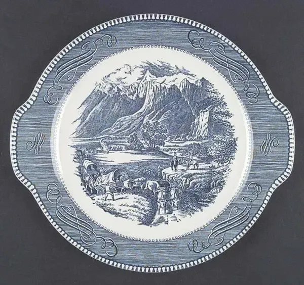 CURRIER &amp; IVES CAKE PLATE