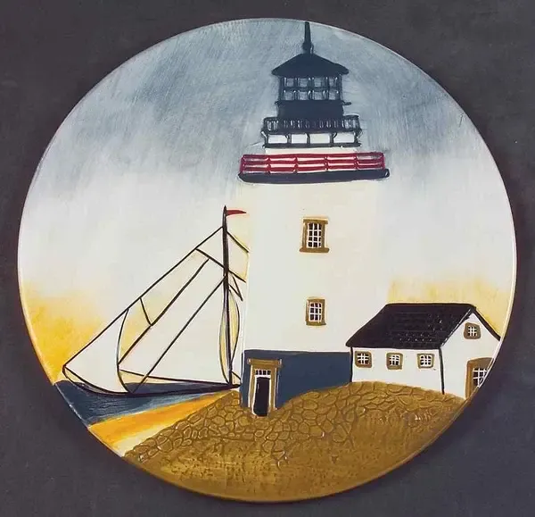 BY THE SEA SCULPTED TRIVET 9 3/8"
