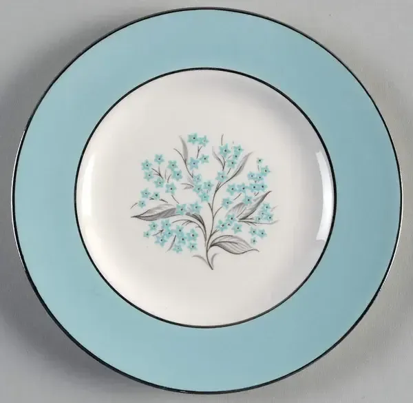 BLUE LACE BREAD AND BUTTER PLATE 6 1/4'