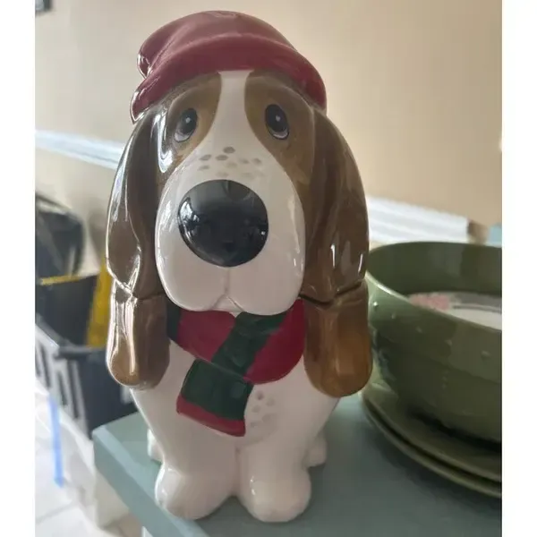 CHARLIE COOKIE JAR WITH SCARF