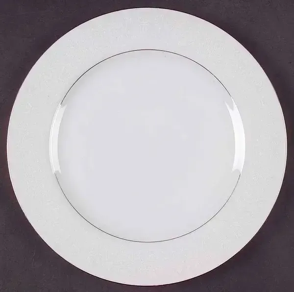 LOVELACE LUNCHEON PLATE