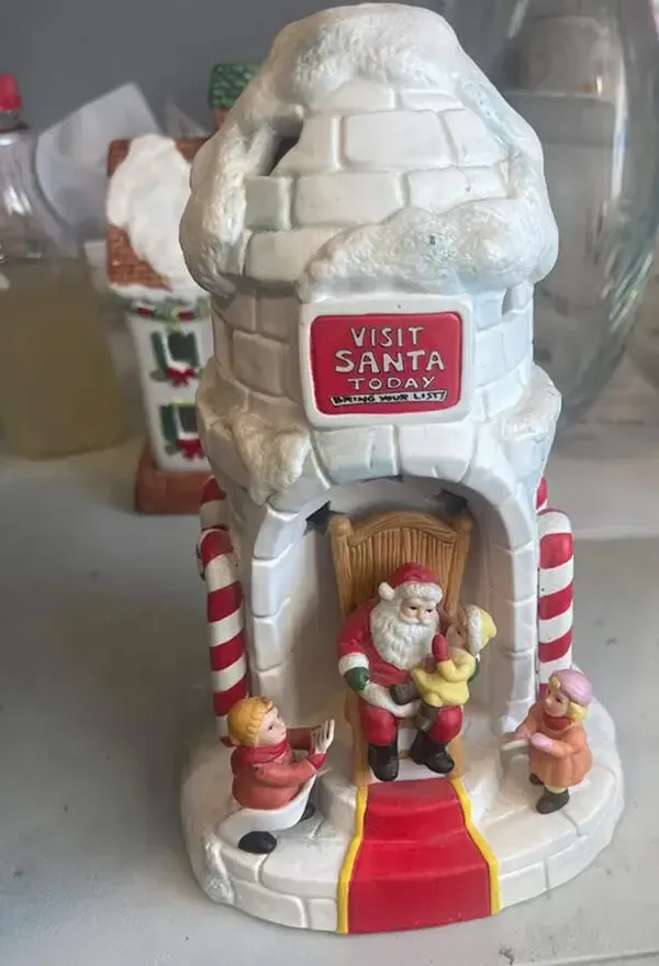 COLOIAL VILLAGE CHRISTMAS WISH / NO BOX