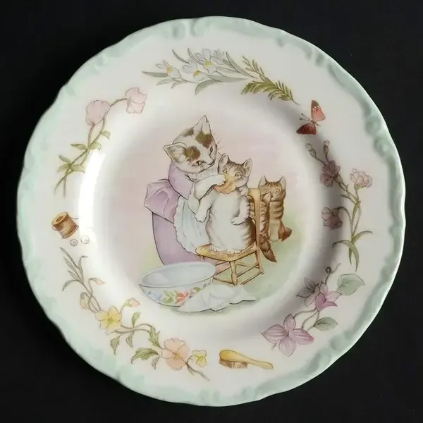 WORLD OF BEITRIX POTTER TOM KITTEN BREAD AND BUTTER PLATE