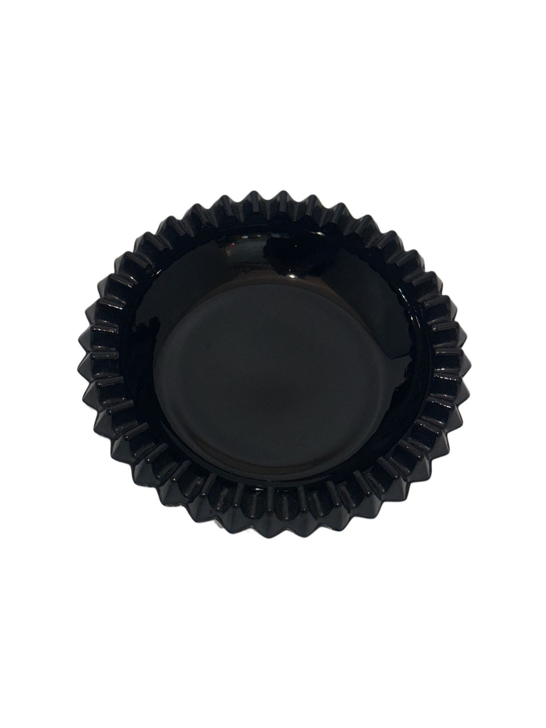 CAMEO BLACK ASHTRAY 5 1/2"