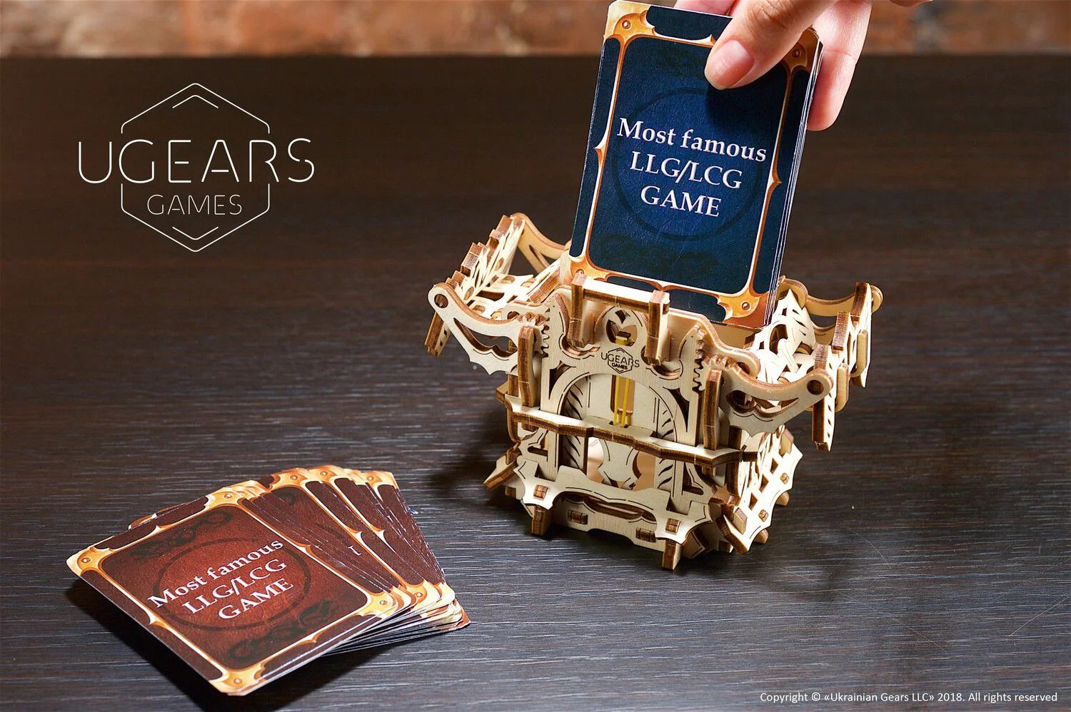 UGears Games Deck Box