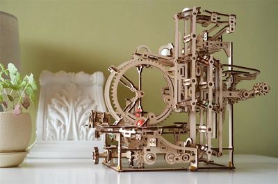 Marble Run Stepped Hoist