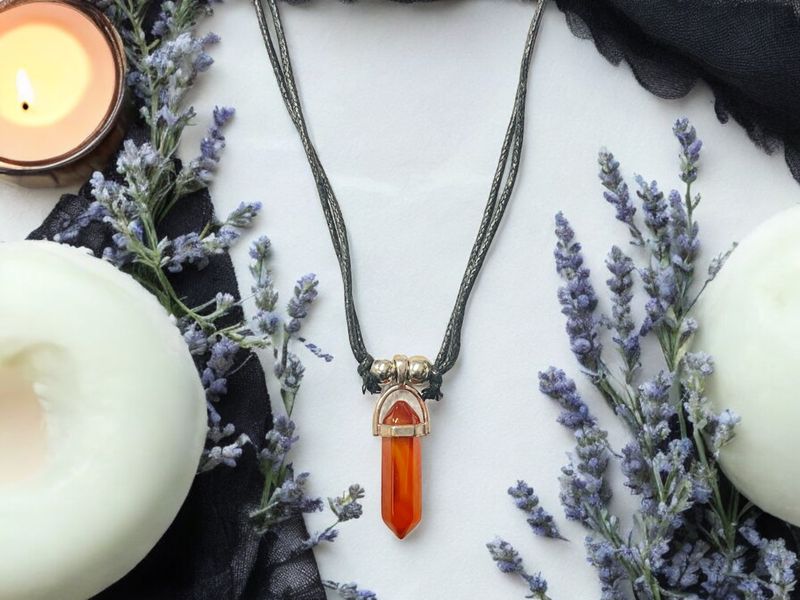 Carnelian Double Pointed Stone Pendant Necklace