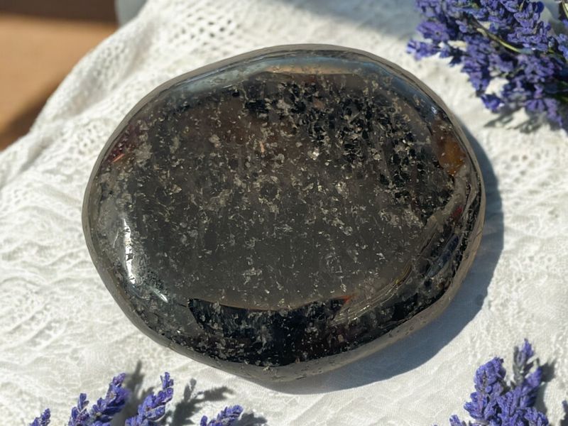 Nuummite Smooth Stone