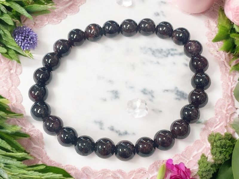 Garnet Bracelet 6mm