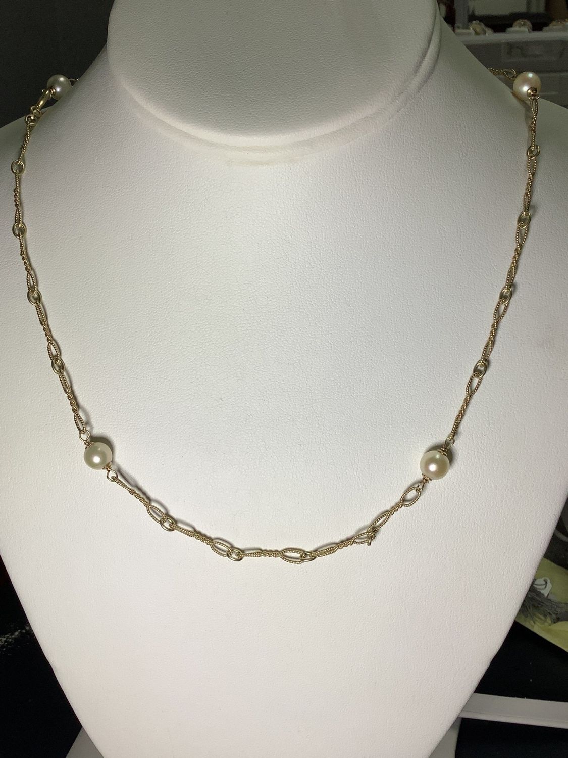 Nk 14kt y/g pearls