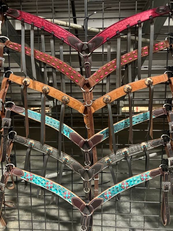 SM Exclusive Breast Collars