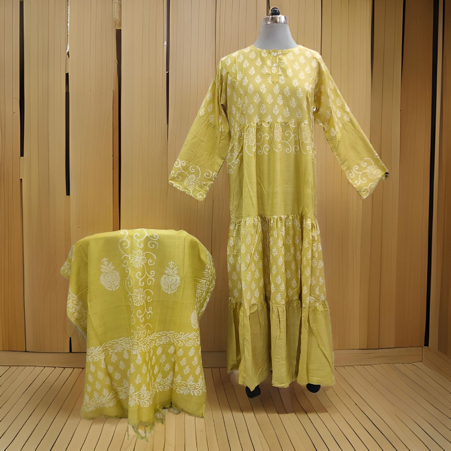 L/XL Juhi Printed Cotton Dress 57&quot; Long Jalabiya