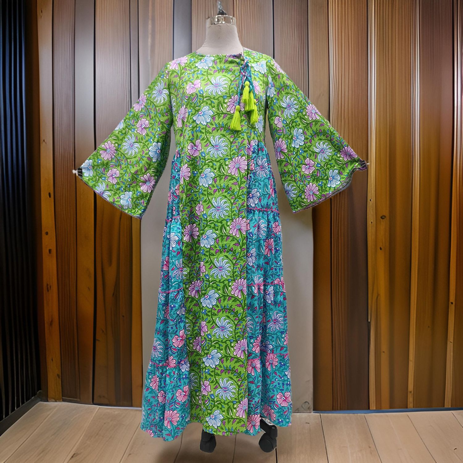 L/XL Satin Cindrella Printed Cotton Dress 57&quot; Long Jalabiya