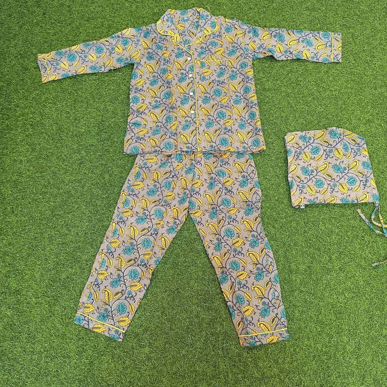4-5 Year Cotton Full Sleeves Shirt Collar Neck Pajamas Set