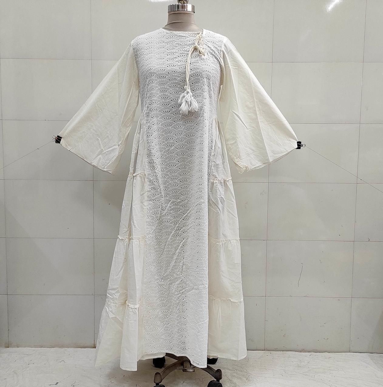 L/XL Cindrella embroidery Cotton Dress 57&quot; Long Jalabiya