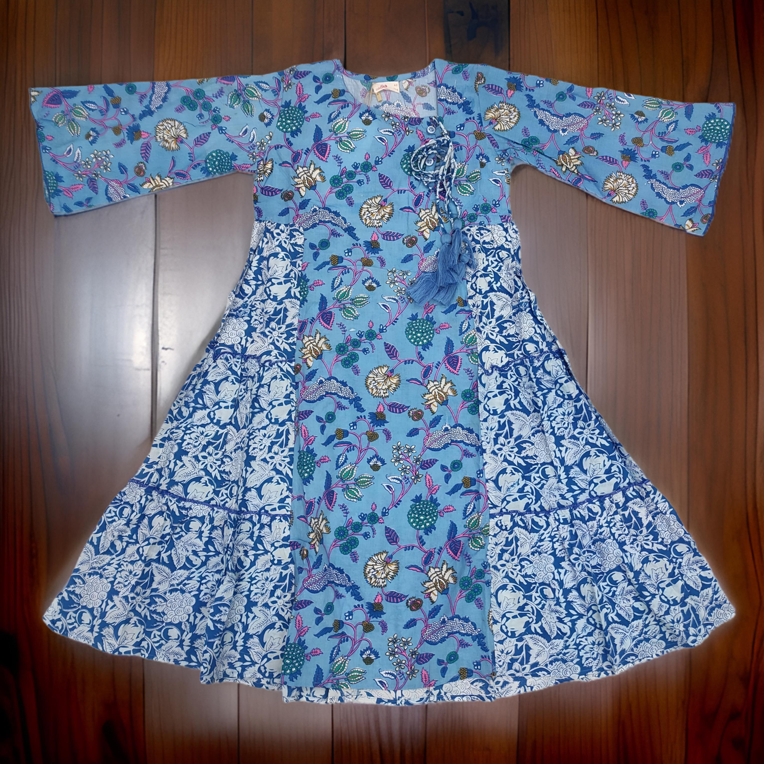 4-5 Year Cindrella Blue and White Printed Cotton Girls Dress 34&quot; Long Jalabiya