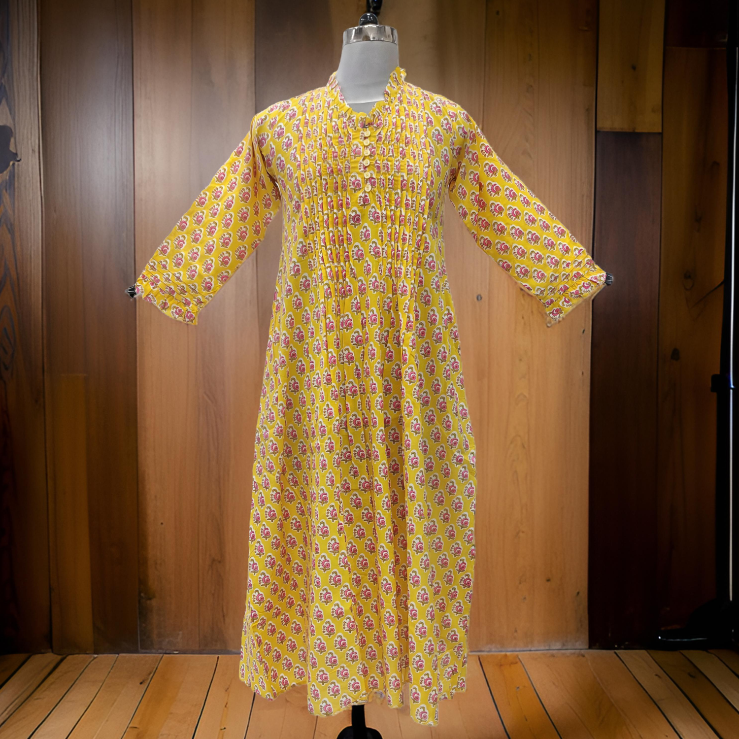 10-11 Year Yellow Sparrow Printed Cotton Girls Dress 46&quot; Long Jalabiya