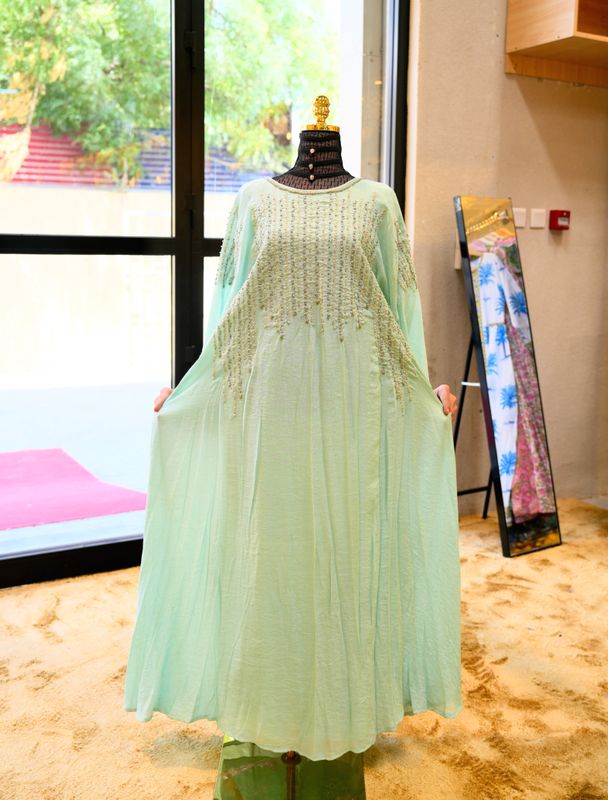 L/XL Ocean Embroidery Pearls Length 54&quot;