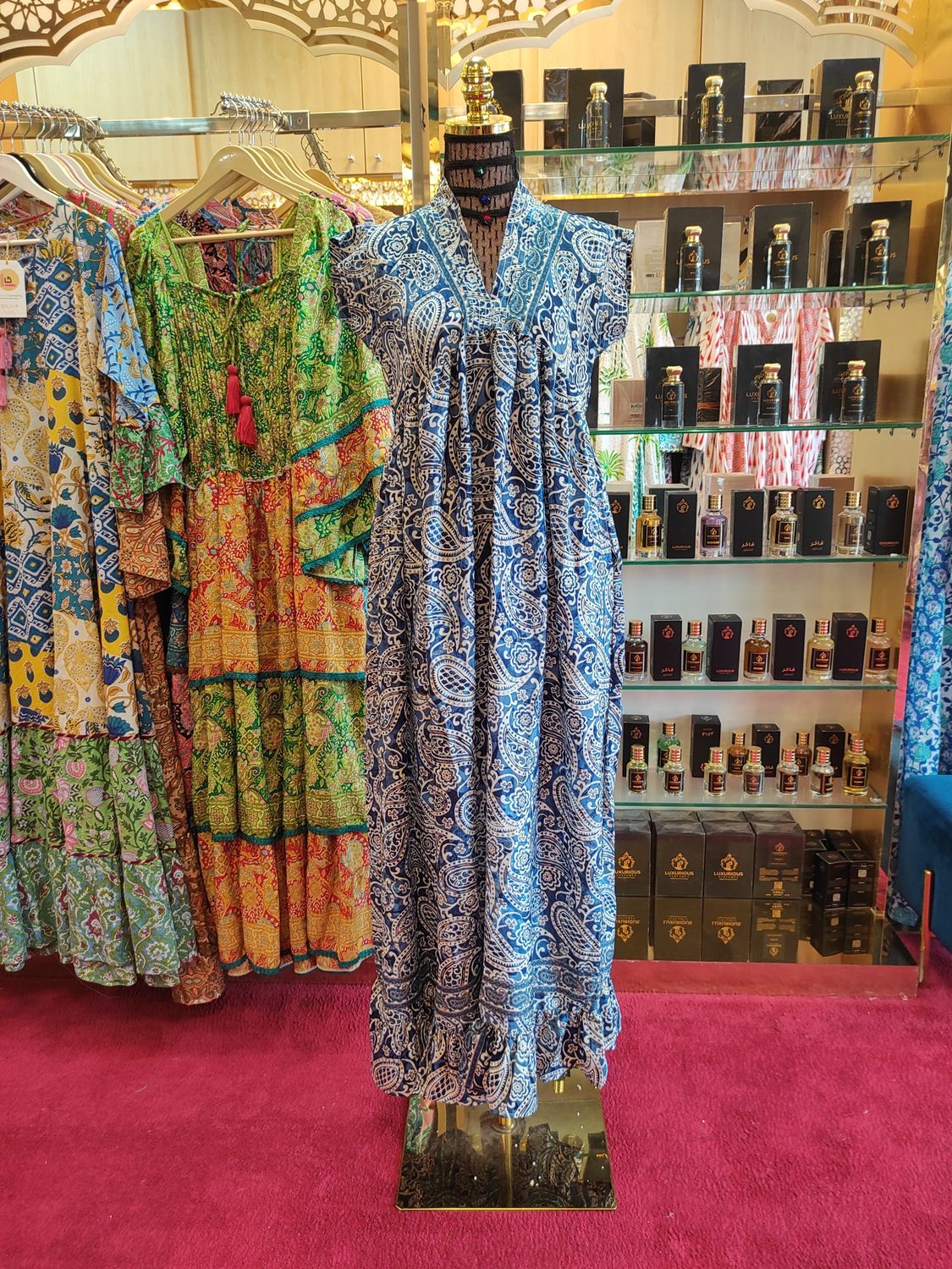 XS/S Amani  Print Silk Dress 54&quot; Short Sleeves Jalabiya