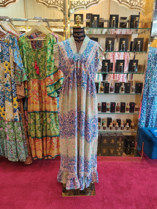 L/XL  Amani Printed Silk Dress 57&quot; Short Sleeves Jalabiya