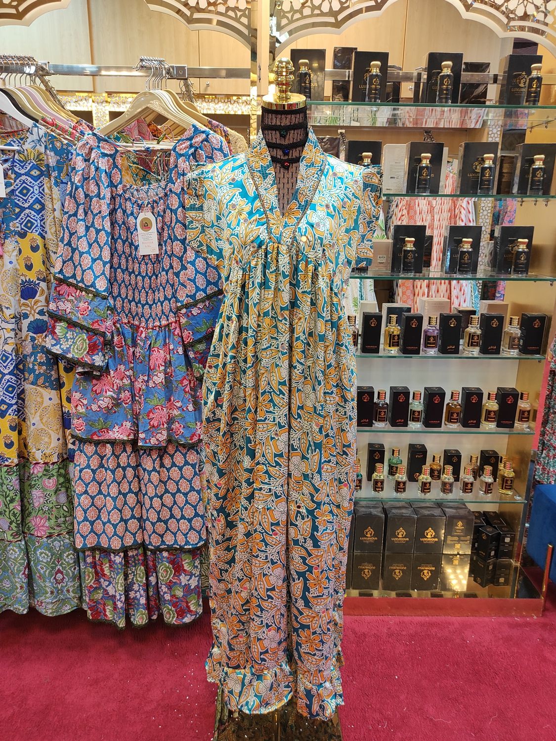 XS/S Amani  Print Silk Dress 54&quot; Short Sleeves Jalabiya
