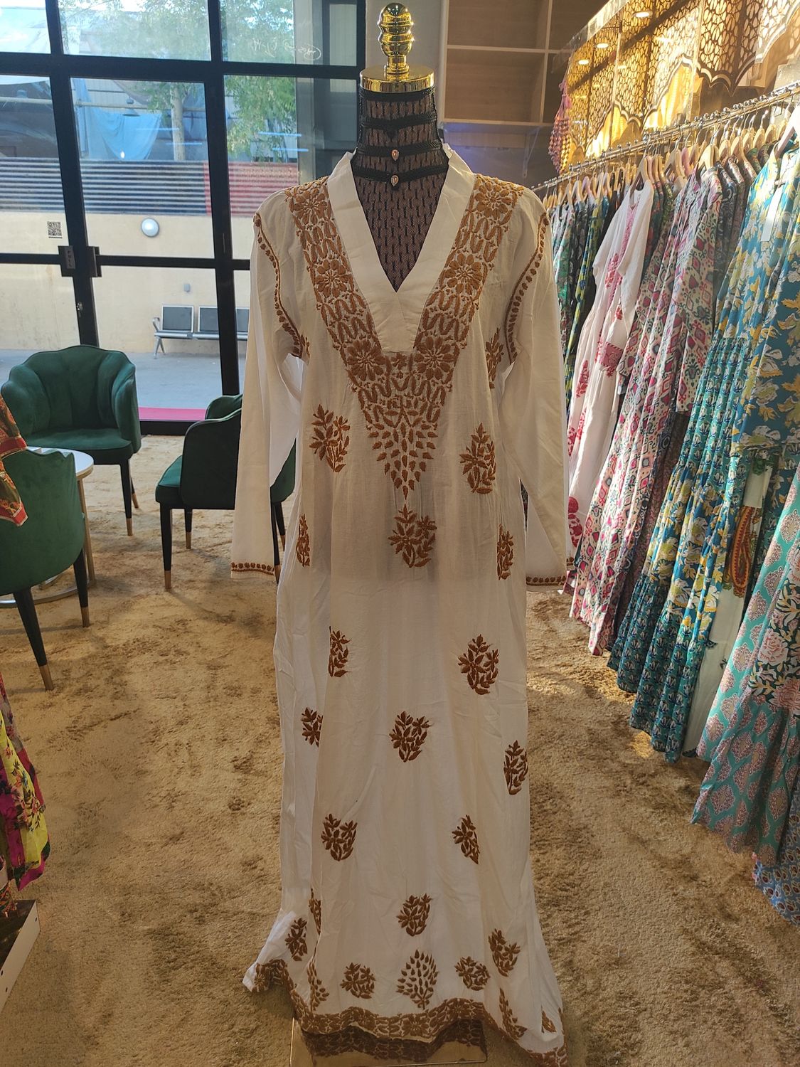 L/XL Teena Embroidery White Cotton Dress 57&quot; Long Jalabiya