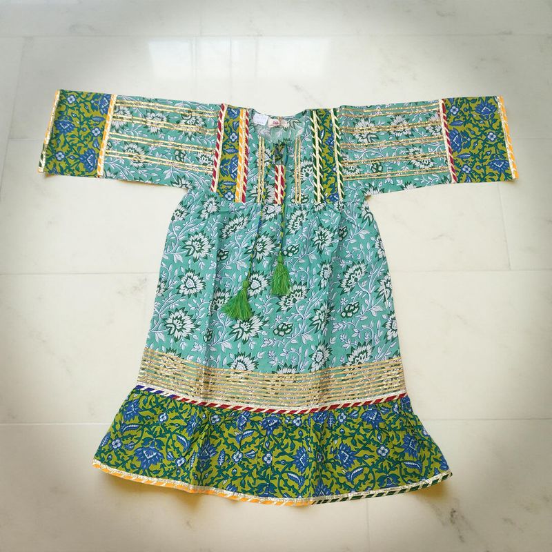 4-5 Year Ebrah Printed Cotton Girls Dress 34&quot; Long Jalabiya