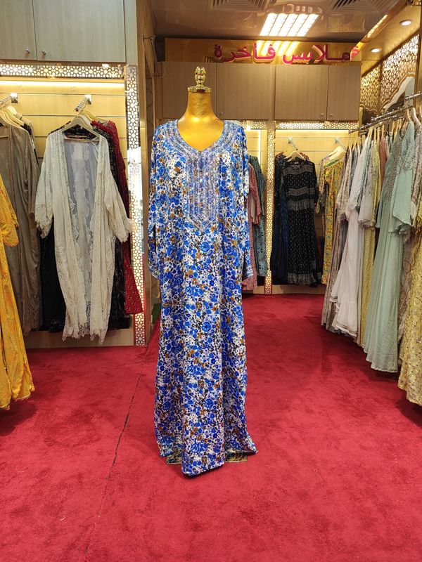 L/XL Hareer Khayaat Mukhawar Ready to wear 57&quot;Long