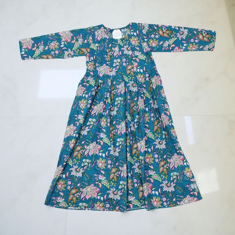 10-11 Year Ruby Blue Printed Cotton Girls Dress 46&quot; Long Jalabiya