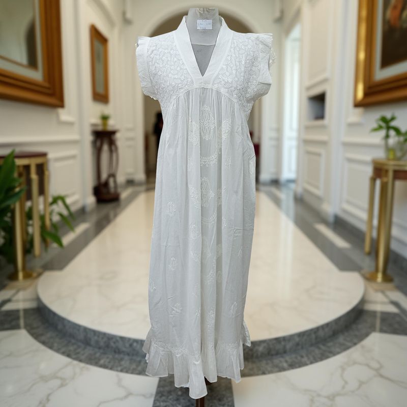 L/XL Amani White Embroidery Cotton Dress 57&quot; Short Sleeves Jalabiya