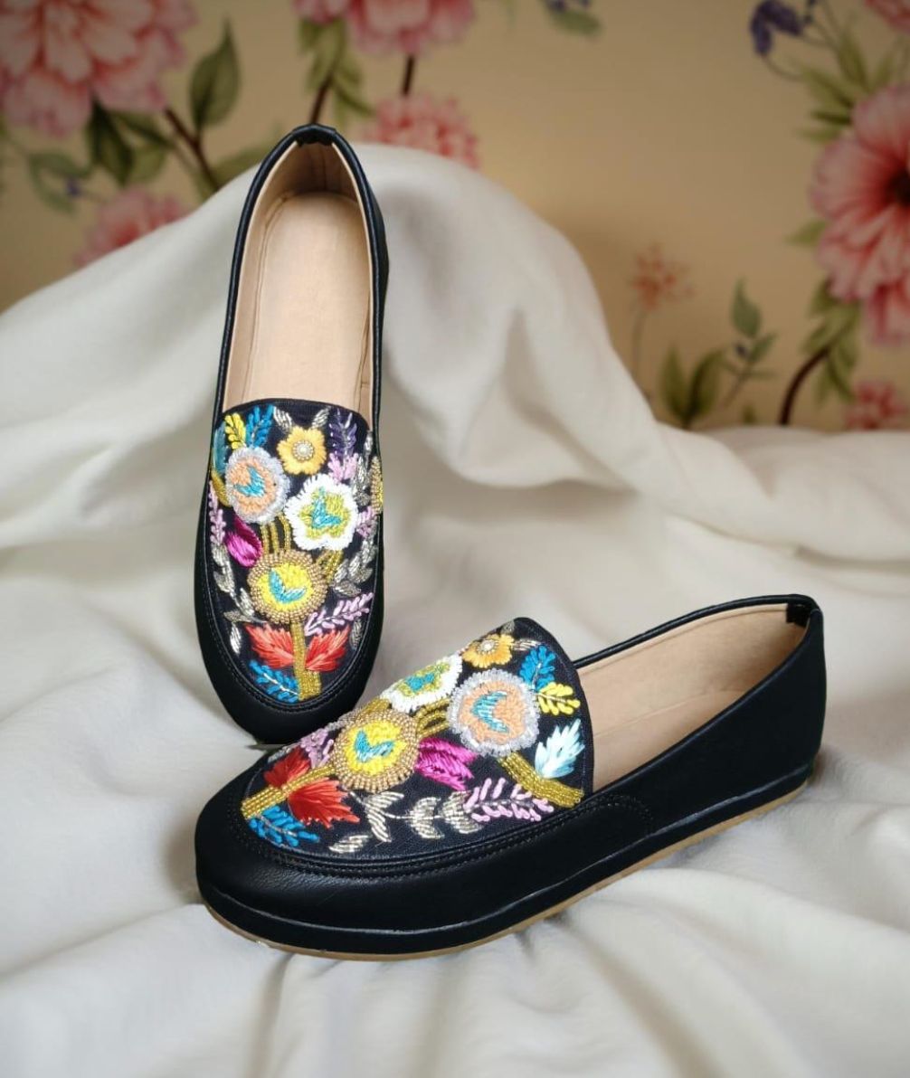 Floral Black Hand Embroidered Indian Style Loafers