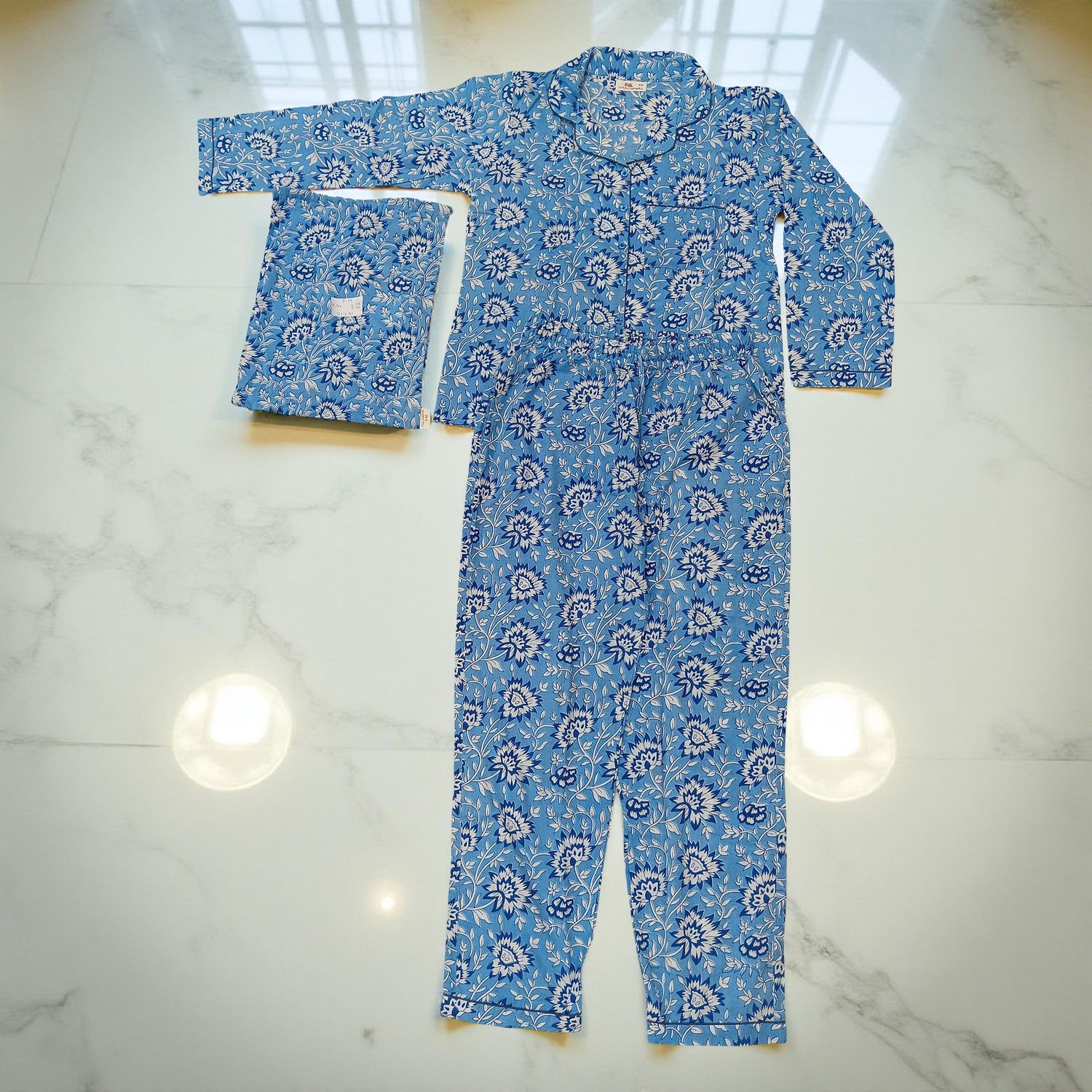 L-XL Cotton Full Sleeves Pajamas Set