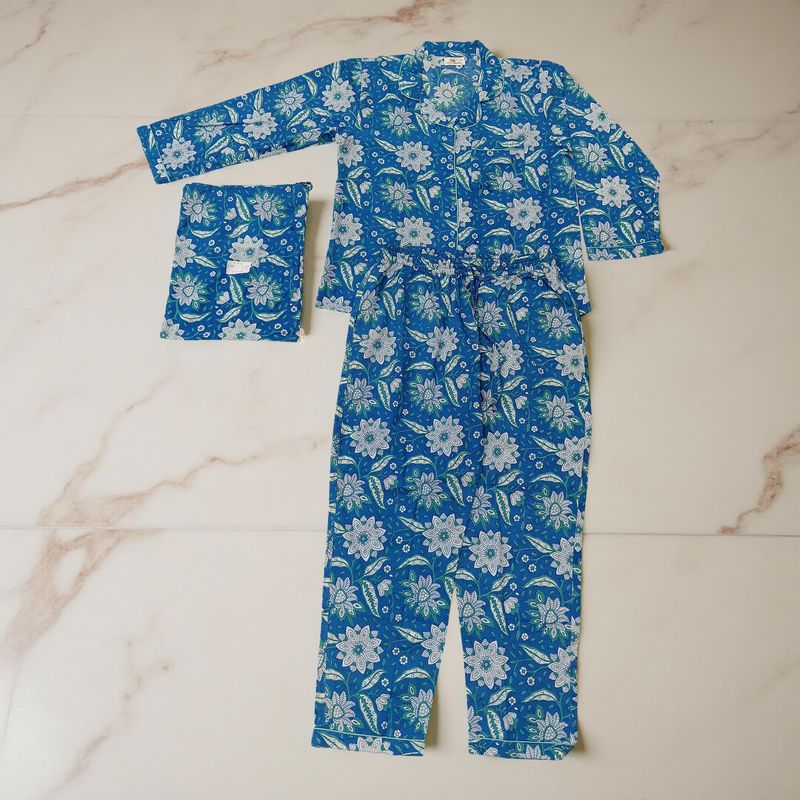 L-XL Cotton Full Sleeves Pajamas Set