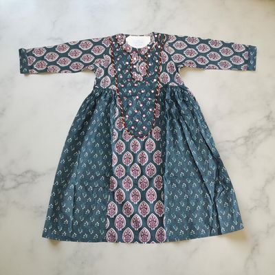 6-7 Year Suf Printed Cotton Girls Dress 38&quot; Long Jalabiya