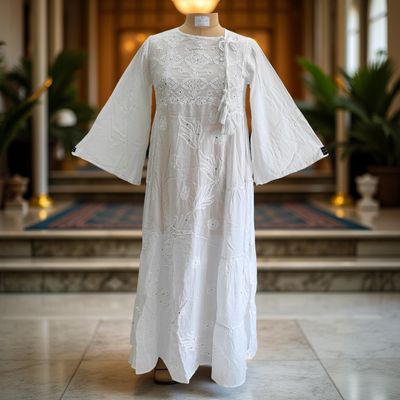 XS/S Embroidery Cindrella White Plain Cotton Dress 54&quot; Long Jalabiya