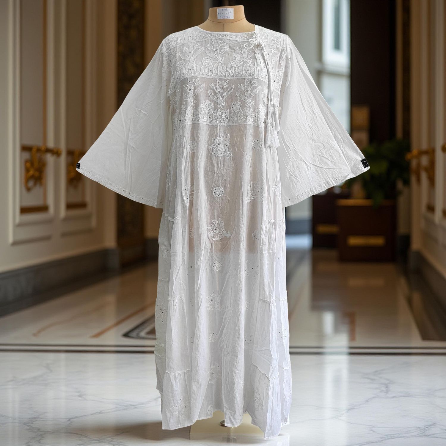 L/XL Cindrella embroidery Cotton Dress 57&quot; Long Jalabiya