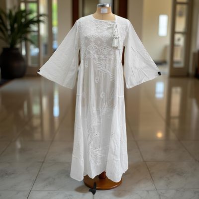 L/XL Cindrella embroidery Cotton Dress 57&quot; Long Jalabiya