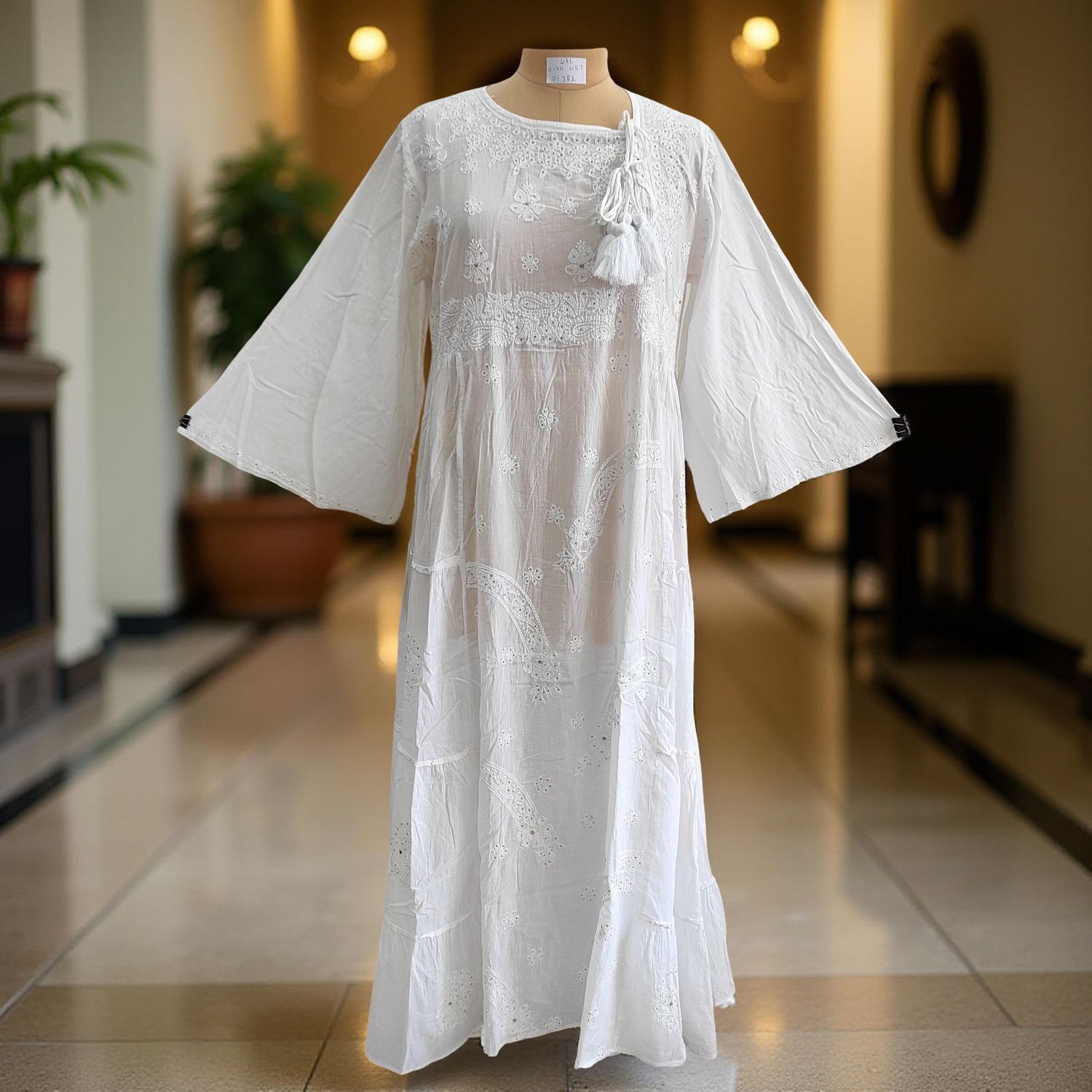 L/XL Cindrella embroidery Cotton Dress 57&quot; Long Jalabiya