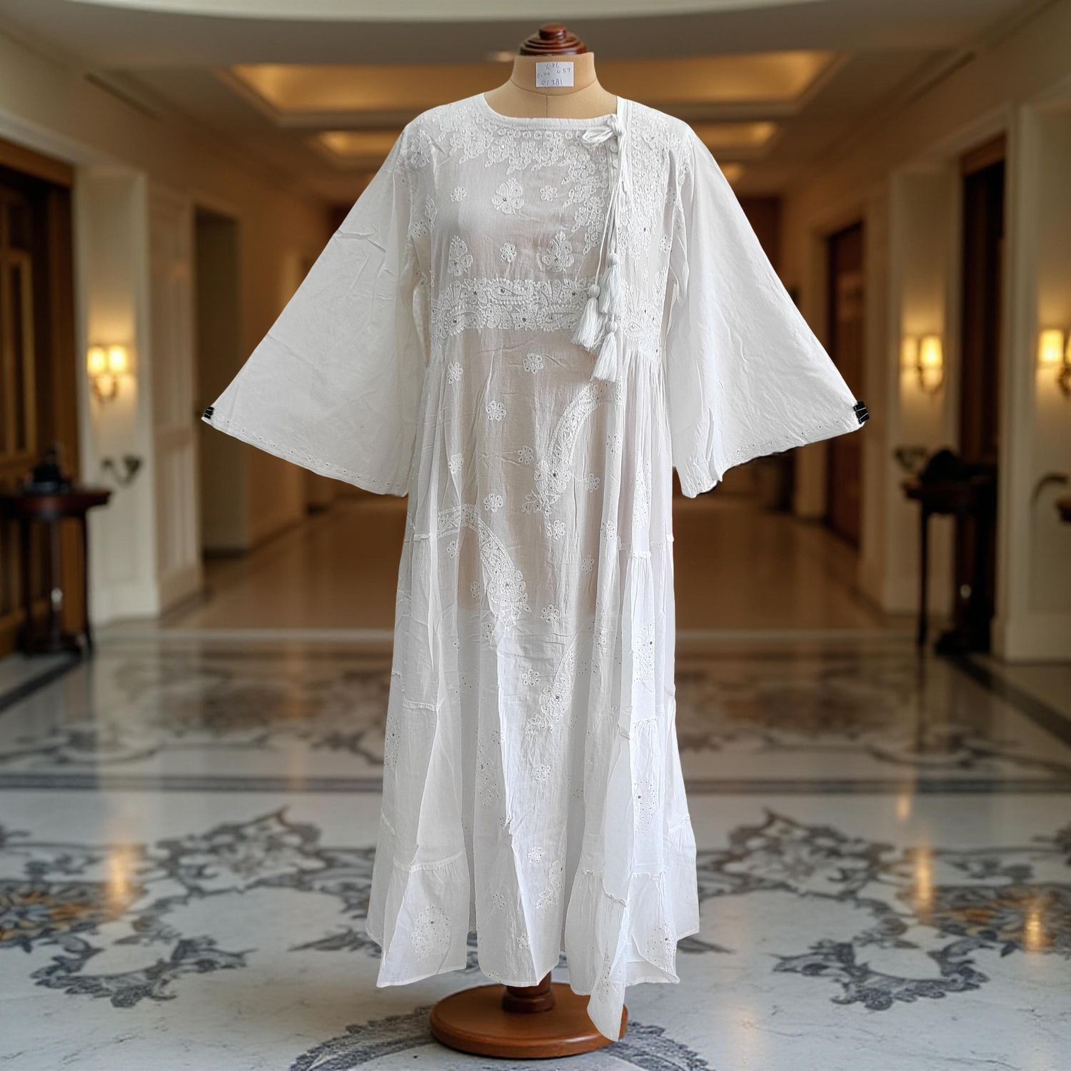 L/XL Cindrella embroidery Cotton Dress 57&quot; Long Jalabiya