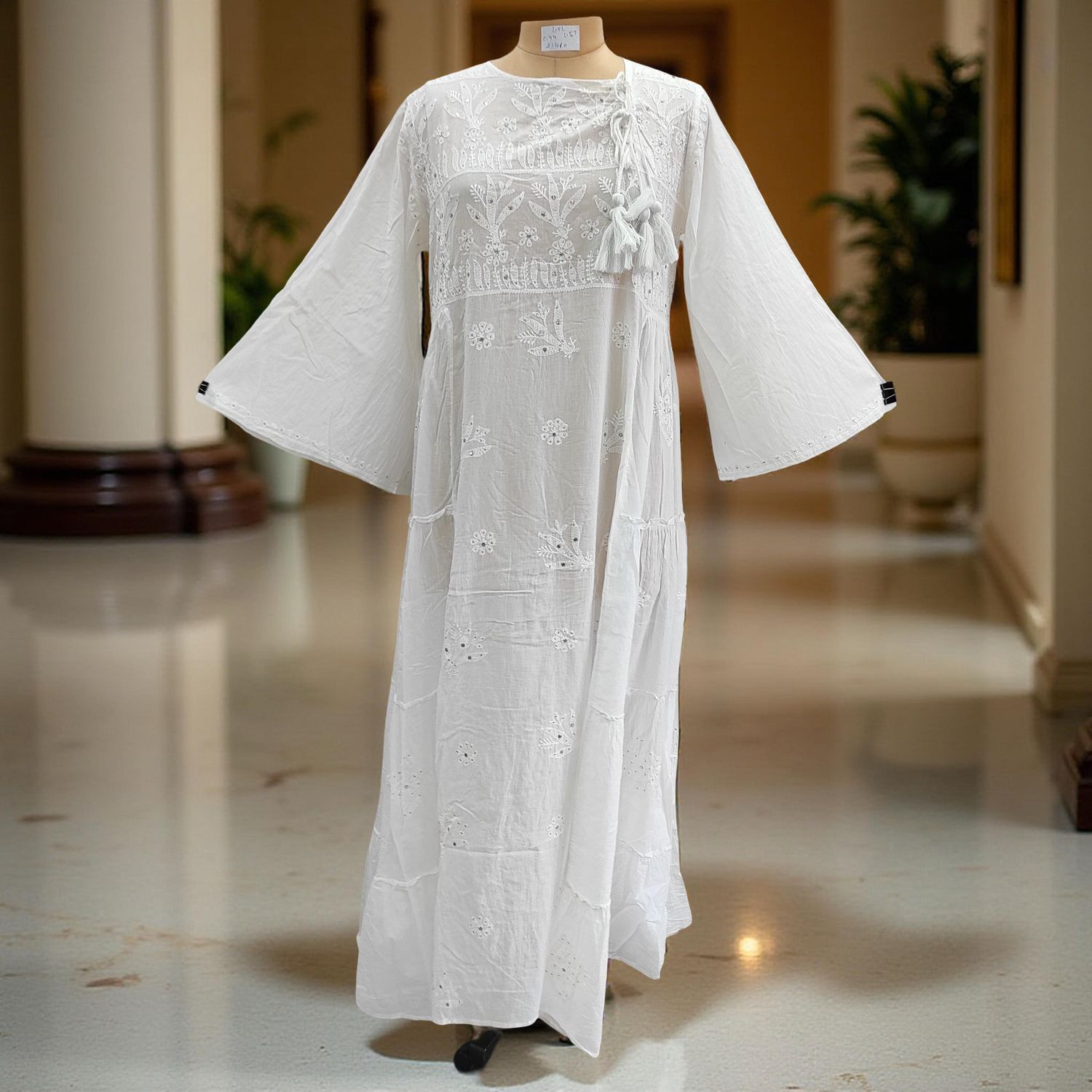 L/XL Cindrella embroidery Cotton Dress 57&quot; Long Jalabiya