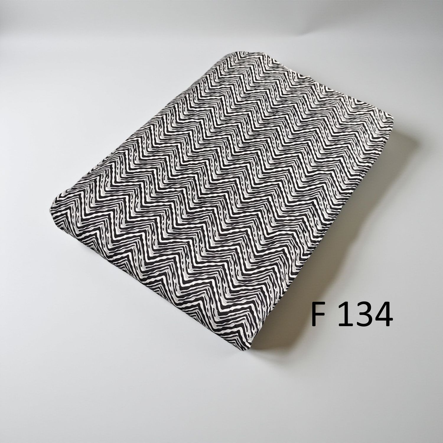 4 Meters Cotton Fabric F134