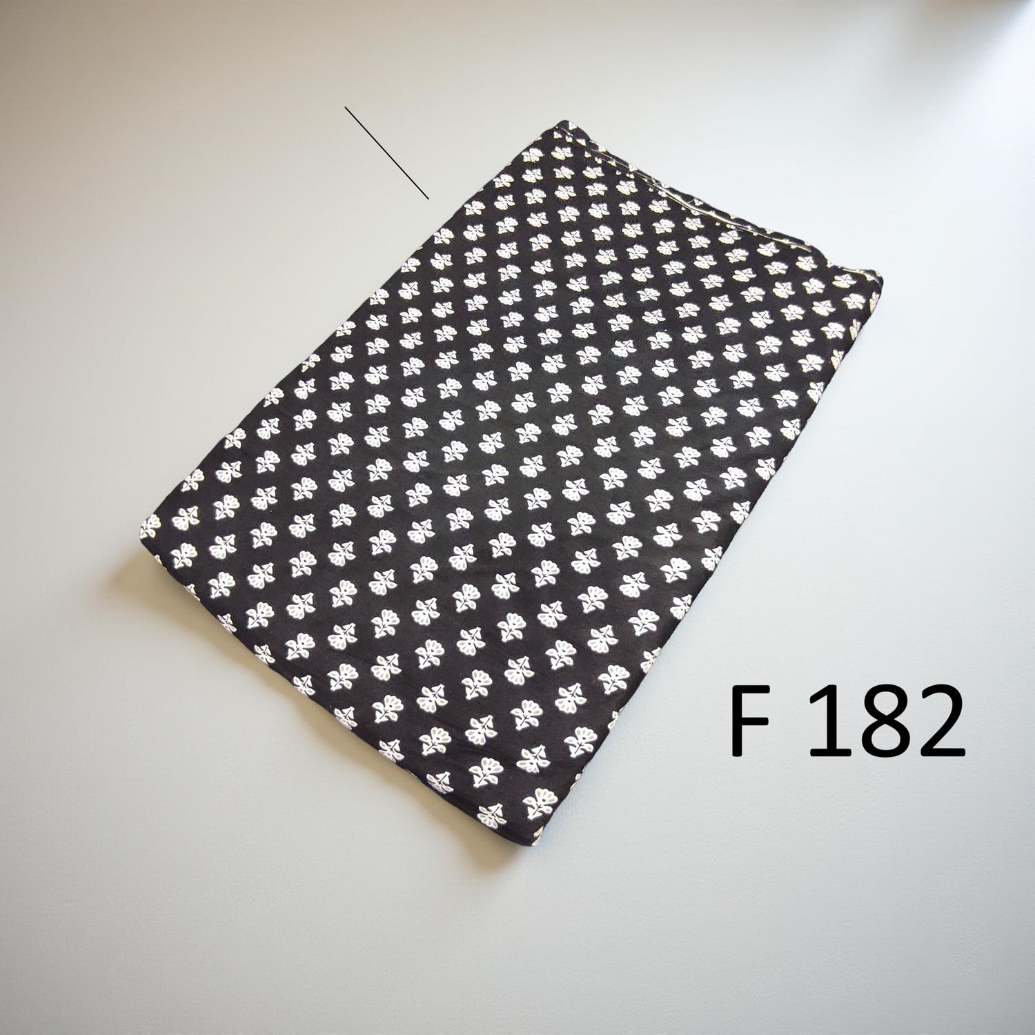4 Meters Cotton Fabric F182