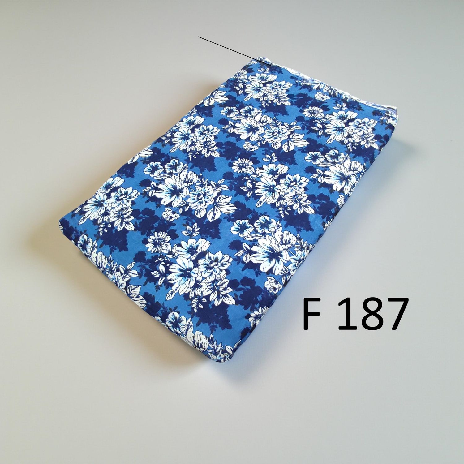 4 Meters Cotton Fabric F187