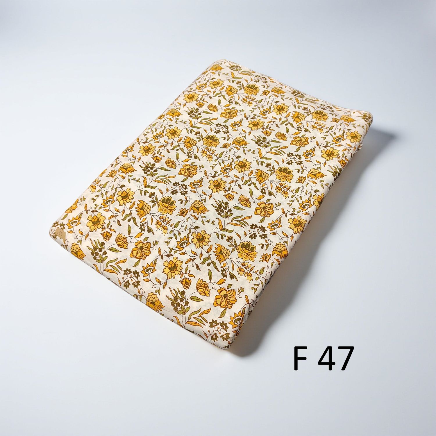 4 Meters Cotton Fabric F47
