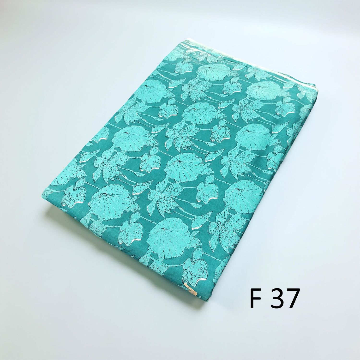 4 Meters Cotton Fabric F37